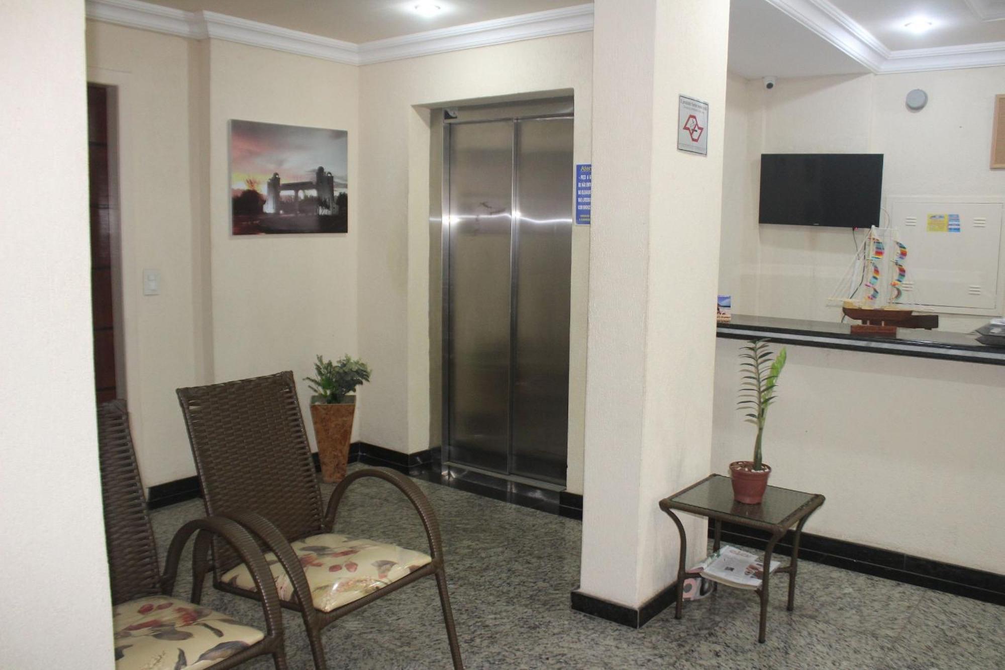 Apartamento Ladefense- Apto 404